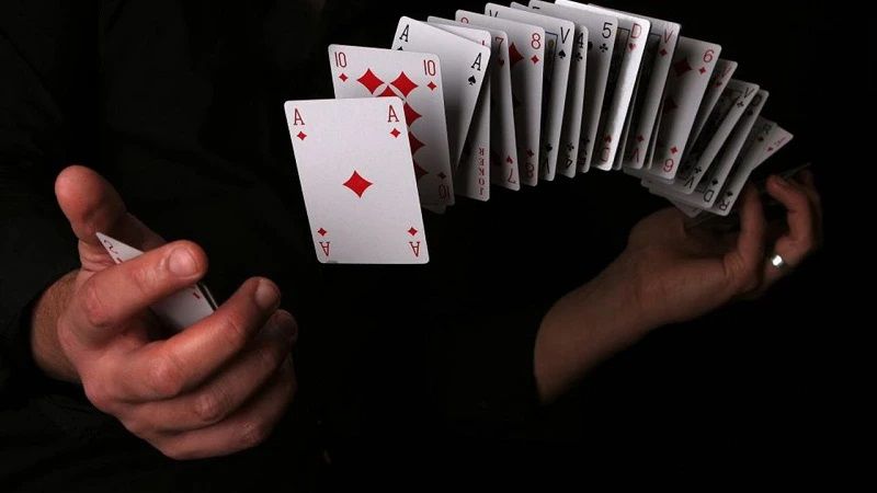 Chiến Thuật Phòng Ngự Nghiêm Ngặt Tránh Bị Ăn Chốt Và Ù Đền